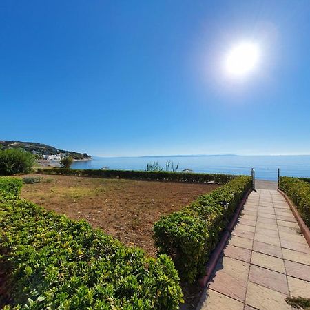 Marine Apartments Venetiko Paralia Agias Foteinis ภายนอก รูปภาพ