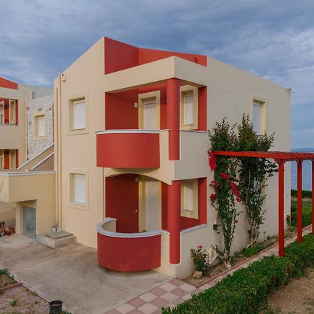 Marine Apartments Venetiko Paralia Agias Foteinis ภายนอก รูปภาพ